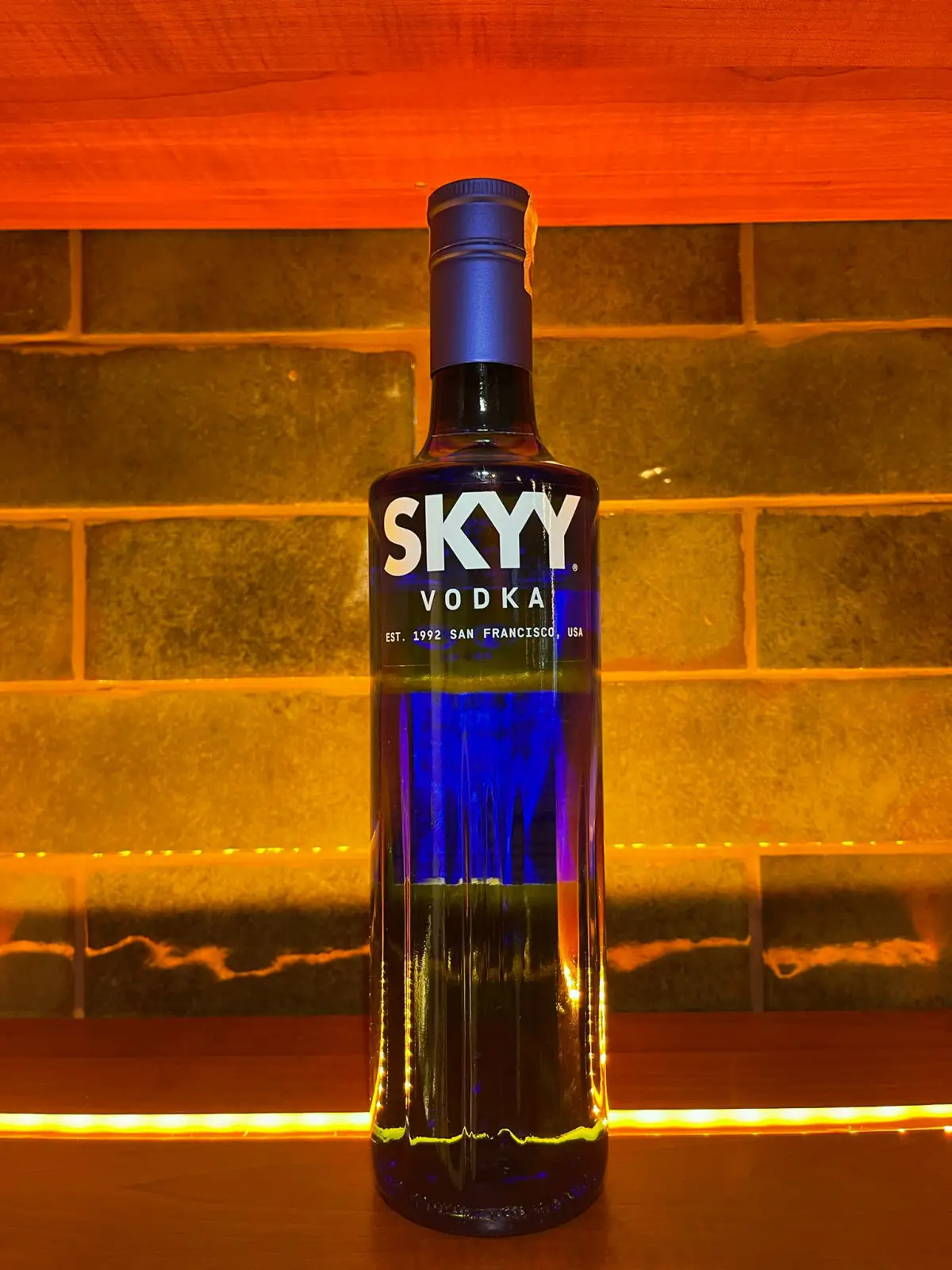 SKYY 8 CL