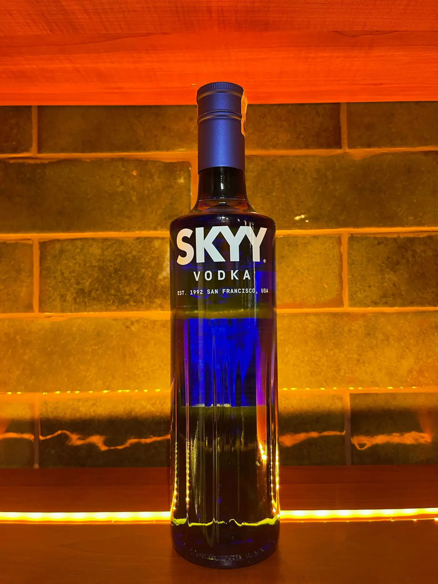 SKYY 8 CL
